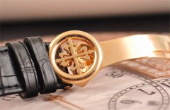 百达翡丽有雾气正常吗